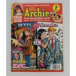 Life With Archie Issue #1 The Married Life  Betty vs Veronica Collectors Edition